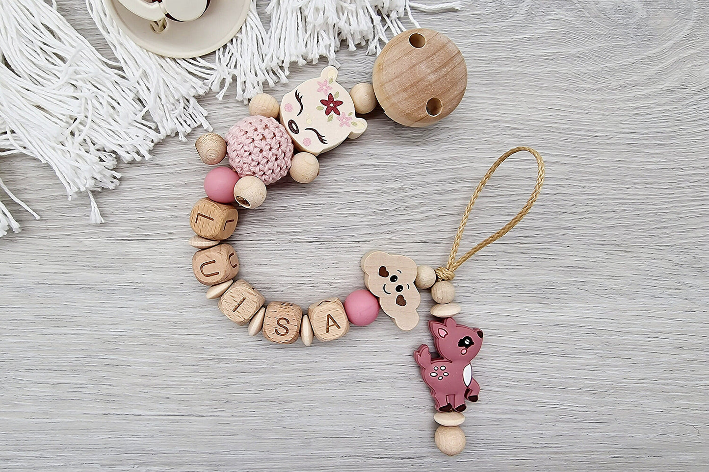 Schnullerkette mit Namen Reh , Wolke , Geschenk zur Geburt Holz Blush